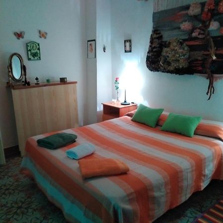 Habitacion En Piso Compartido Βαρκελώνη Εξωτερικό φωτογραφία